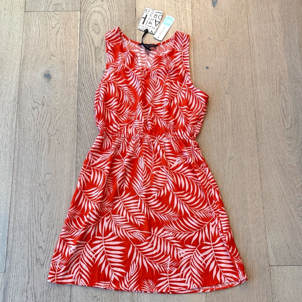Stitch Fix 41 Hawthorn Trisha Split Neck Dress Red Leaf Pattern Small Petite NWT